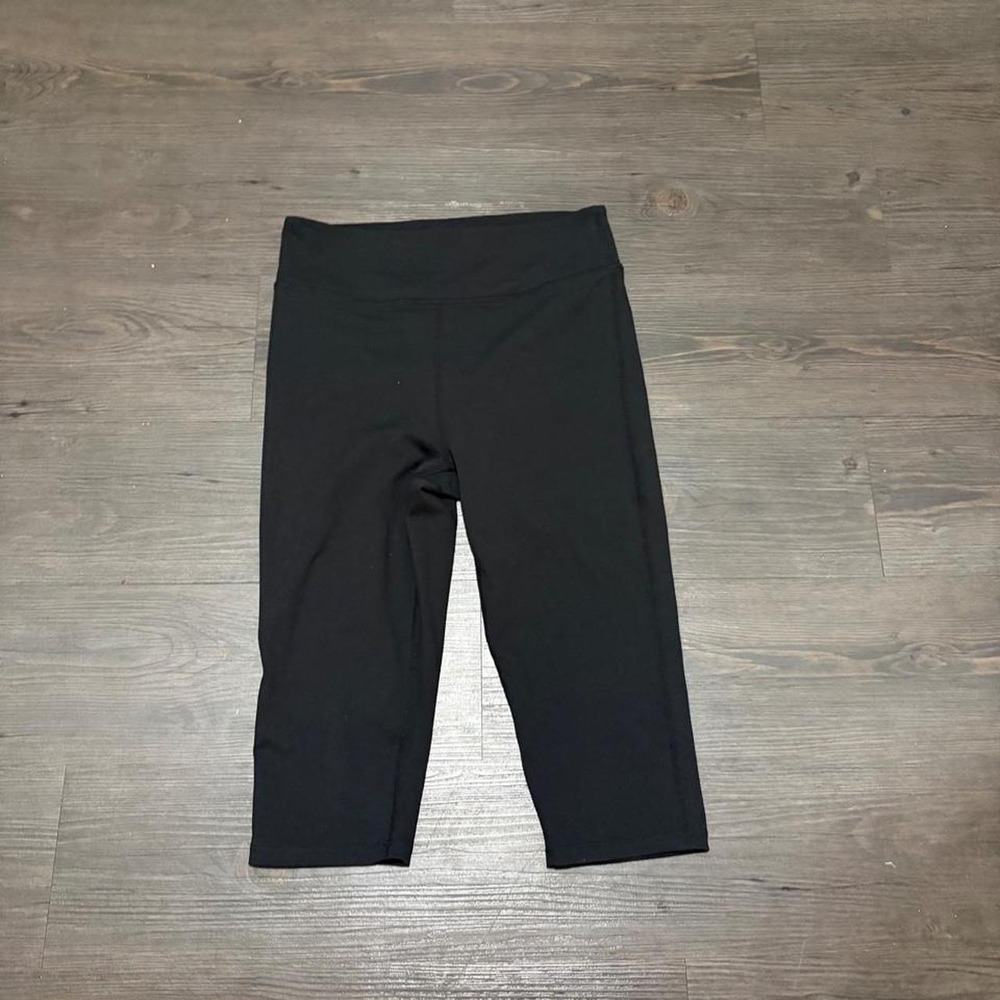 Daily Practice black capri leggings